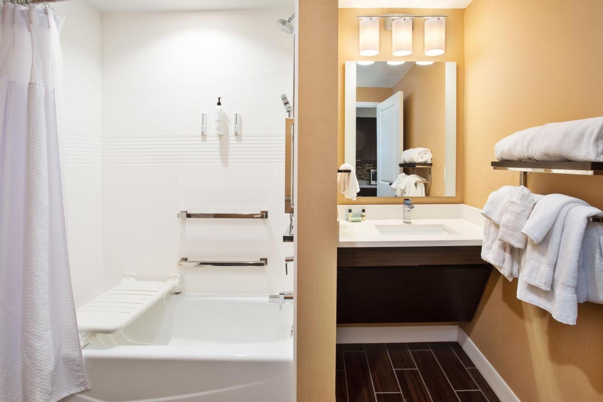 Towneplace Suites By Marriott Detroit Belleville Exteriér fotografie