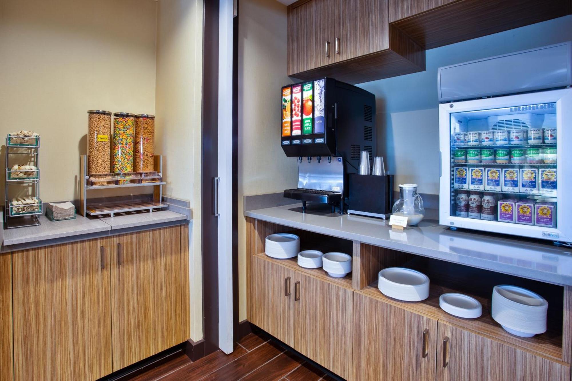 Towneplace Suites By Marriott Detroit Belleville Exteriér fotografie